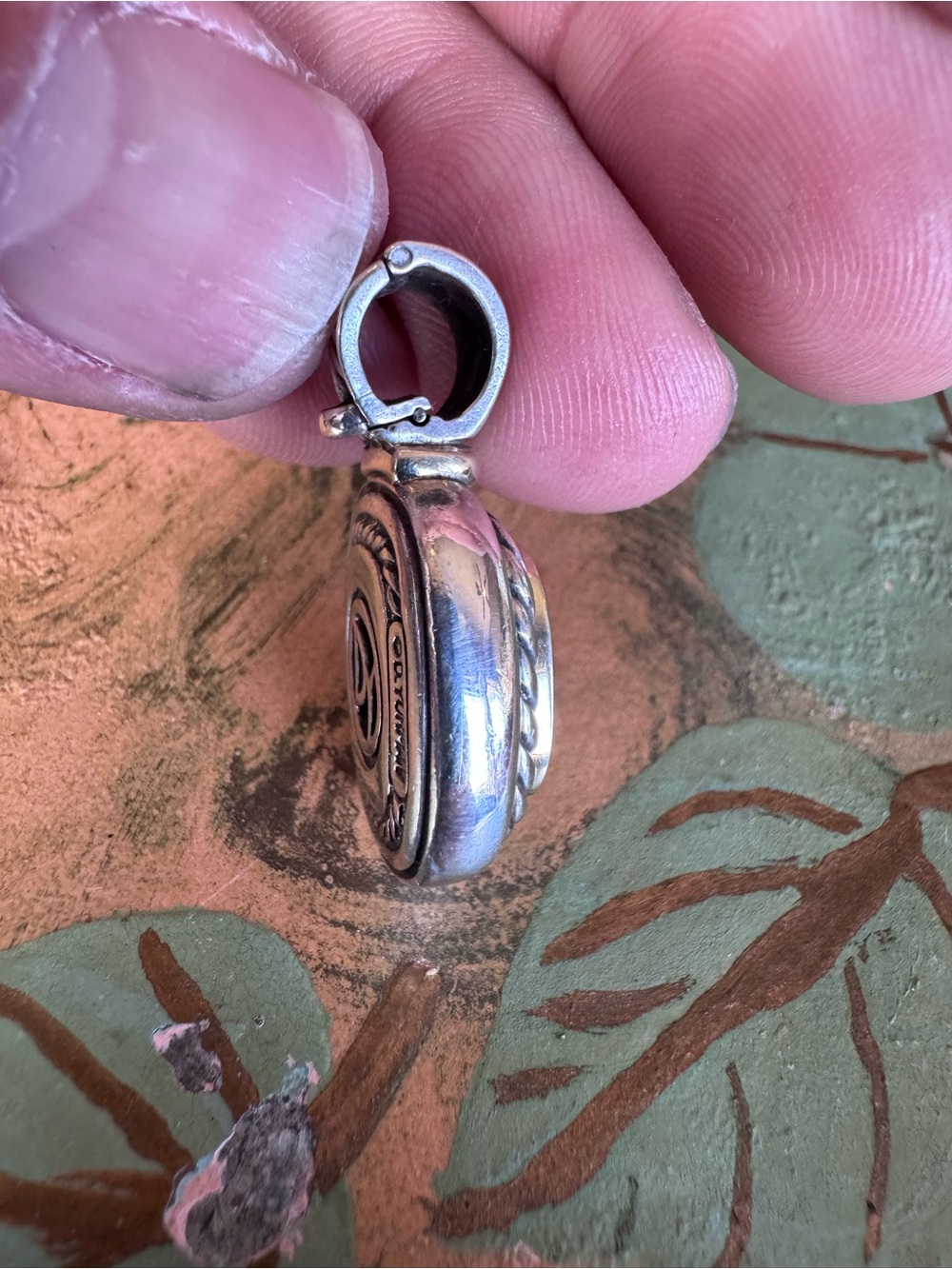 David Yurman Blue Topaz Cable Frame Pendant Necklace - Blue Silver - Picture 4 of 7